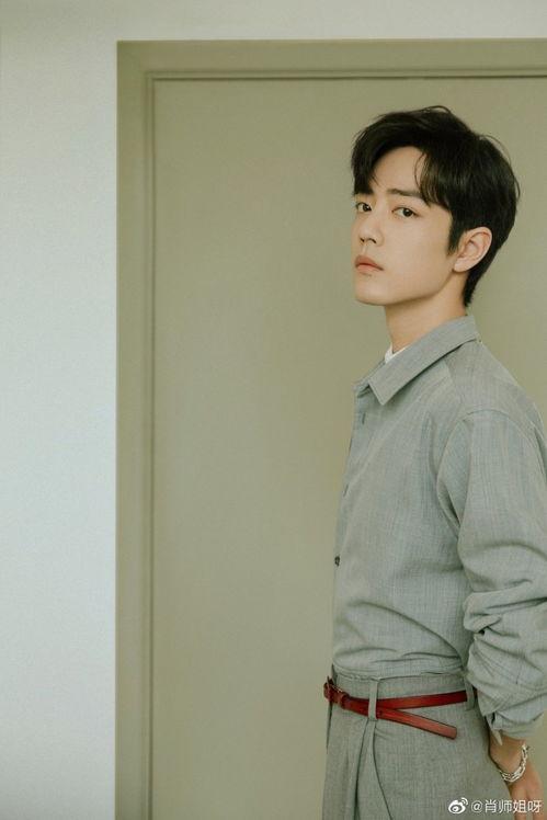 肖戰吃瓜的娛樂(lè )者叫什么,揭秘娛樂(lè )界幕后大瓜，揭秘娛樂(lè )者神秘身份