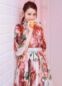 娛樂(lè )吃瓜醬服飾圖片高清,揭秘娛樂(lè )吃瓜醬服飾的吸睛魅力