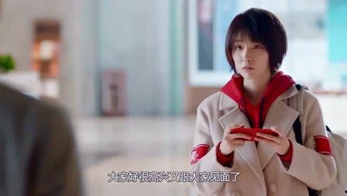 娛樂(lè )吃瓜解說(shuō),揭秘明星幕后那些事兒