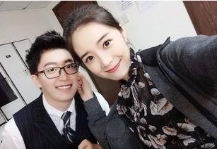 娛樂(lè )吃瓜解說(shuō),揭秘明星幕后那些事兒