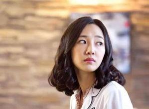 娛樂(lè )吃瓜醬精修,揭秘娛樂(lè )圈幕后真相，帶你領(lǐng)略明星們的真實(shí)生活