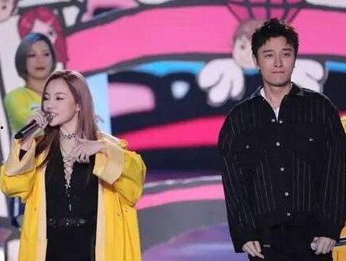 娛樂(lè )圈群眾吃瓜的圖片,揭秘明星幕后故事