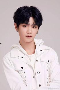 黃明昊娛樂(lè )圈吃瓜事件真相,揭秘背后真相與誤解