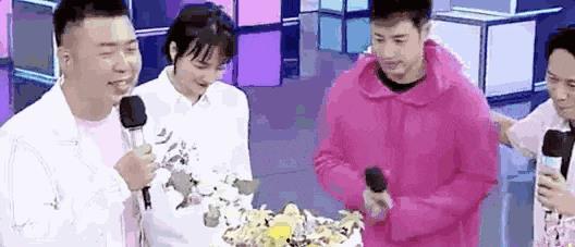 娛樂(lè )吃瓜天王結婚,揭秘明星夫妻甜蜜婚禮現場(chǎng)