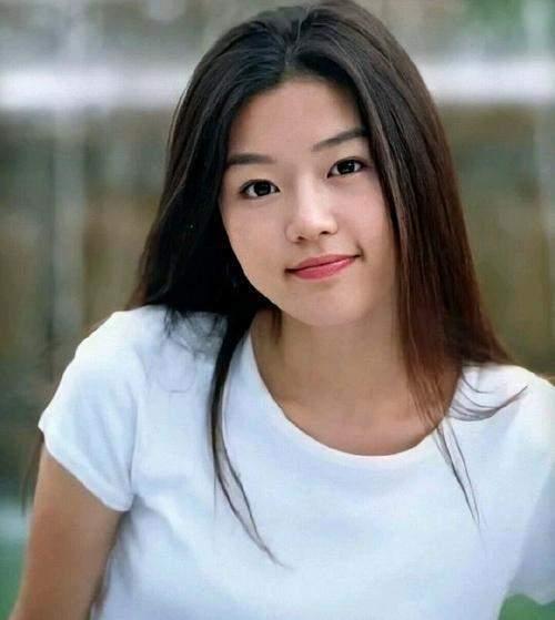 娛樂(lè )吃瓜醬噓輕點(diǎn),噓，輕點(diǎn)吃瓜！