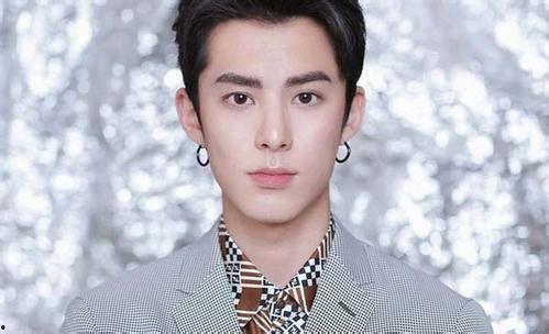 娛樂(lè )吃瓜王鶴棣視頻大全,笑料百出視頻大盤(pán)點(diǎn)