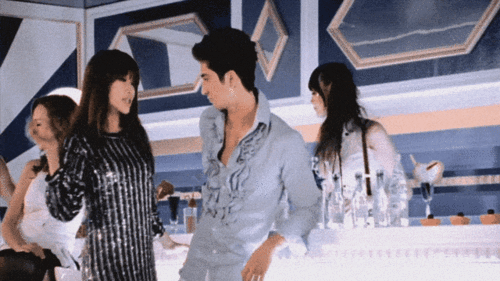 娛樂(lè )吃瓜女星嫁入豪門(mén),娛樂(lè )界吃瓜女星華麗轉身