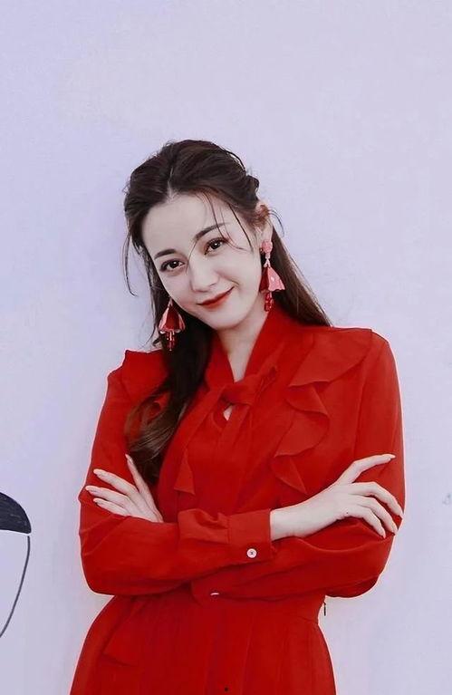 娛樂(lè )吃瓜君迪麗熱巴,娛樂(lè )圈的瓜王，揭秘明星背后的故事