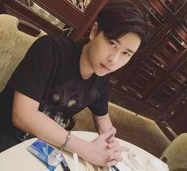 娛樂(lè )吃瓜直播間007主播,007主播帶你領(lǐng)略?shī)蕵?lè )吃瓜界的風(fēng)云變幻