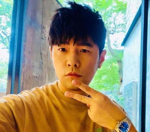 吃瓜娛樂(lè )圈周杰倫是誰(shuí),瓜田里的音樂(lè )王者