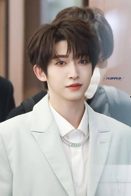 愛(ài)豆吃瓜娛樂(lè )醬劉宇,愛(ài)豆吃瓜娛樂(lè )醬的趣味人生