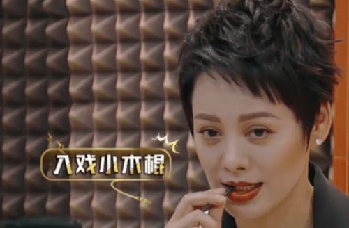 娛樂(lè )吃瓜醬配音演員是誰(shuí),揭秘配音演員身份之謎