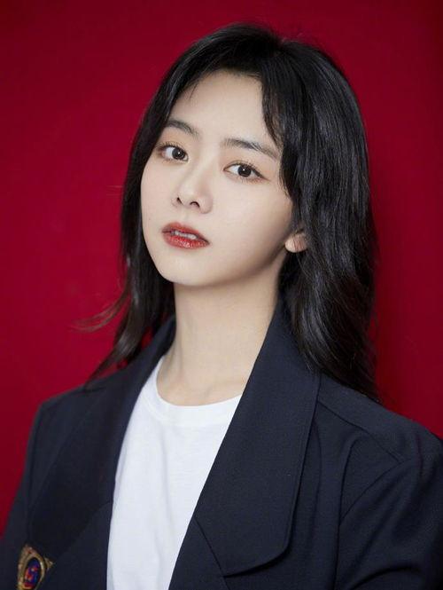 娛樂(lè )圈譚松韻吃瓜視頻,娛樂(lè )圈幕后真相大揭秘