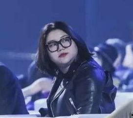 娛樂(lè )吃瓜王七七是誰(shuí)啊,揭秘娛樂(lè )圈幕后風(fēng)云