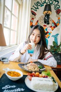 娛樂(lè )吃瓜醬易暈飯,揭秘明星幕后趣事