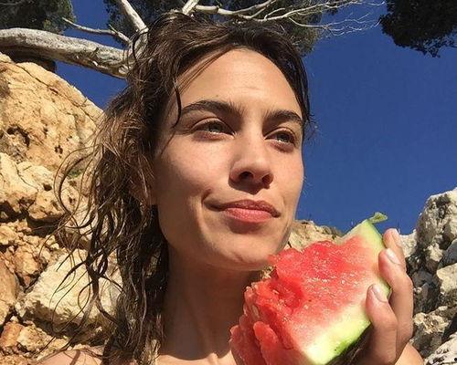 國外娛樂(lè )圈每日吃瓜