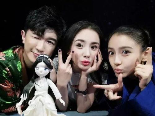 娛樂(lè )圈吃瓜剪映模板圖片,剪映模板下的吃瓜盛宴