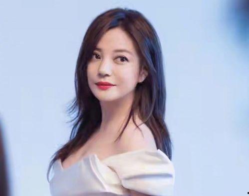 趙薇娛樂(lè )吃瓜,揭秘明星幕后故事