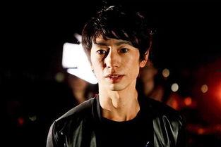 娛樂(lè )圈吃瓜男歌手名單,揭秘那些被隱藏的八卦故事