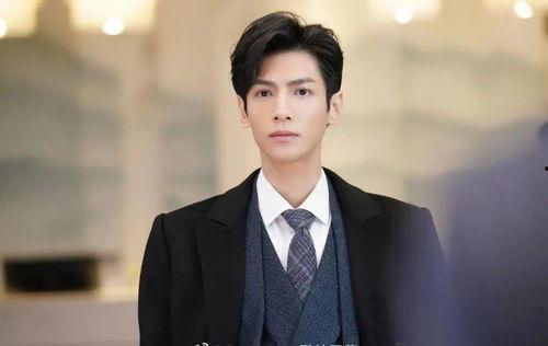 吃瓜娛樂(lè )圈 羅云熙,瓜田里的娛樂(lè )圈新星