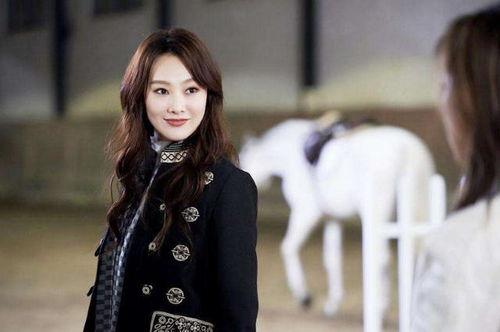 歐美娛樂(lè )圈吃瓜姿勢,揭秘明星們的“吃瓜”日常