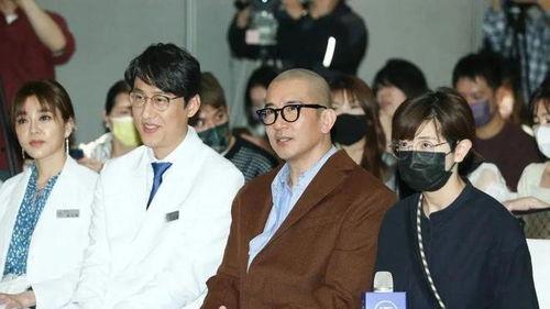 吃瓜娛樂(lè )圈博主是誰(shuí)啊圖片,吃瓜娛樂(lè )圈博主的真實(shí)身份大猜想